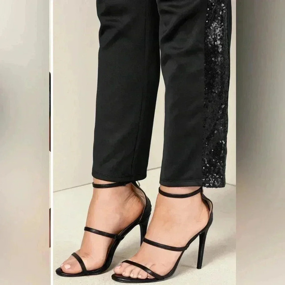 All Black Sequin sleeveless Tuxedo Jumpsuit size Large - Picture 3 of 16